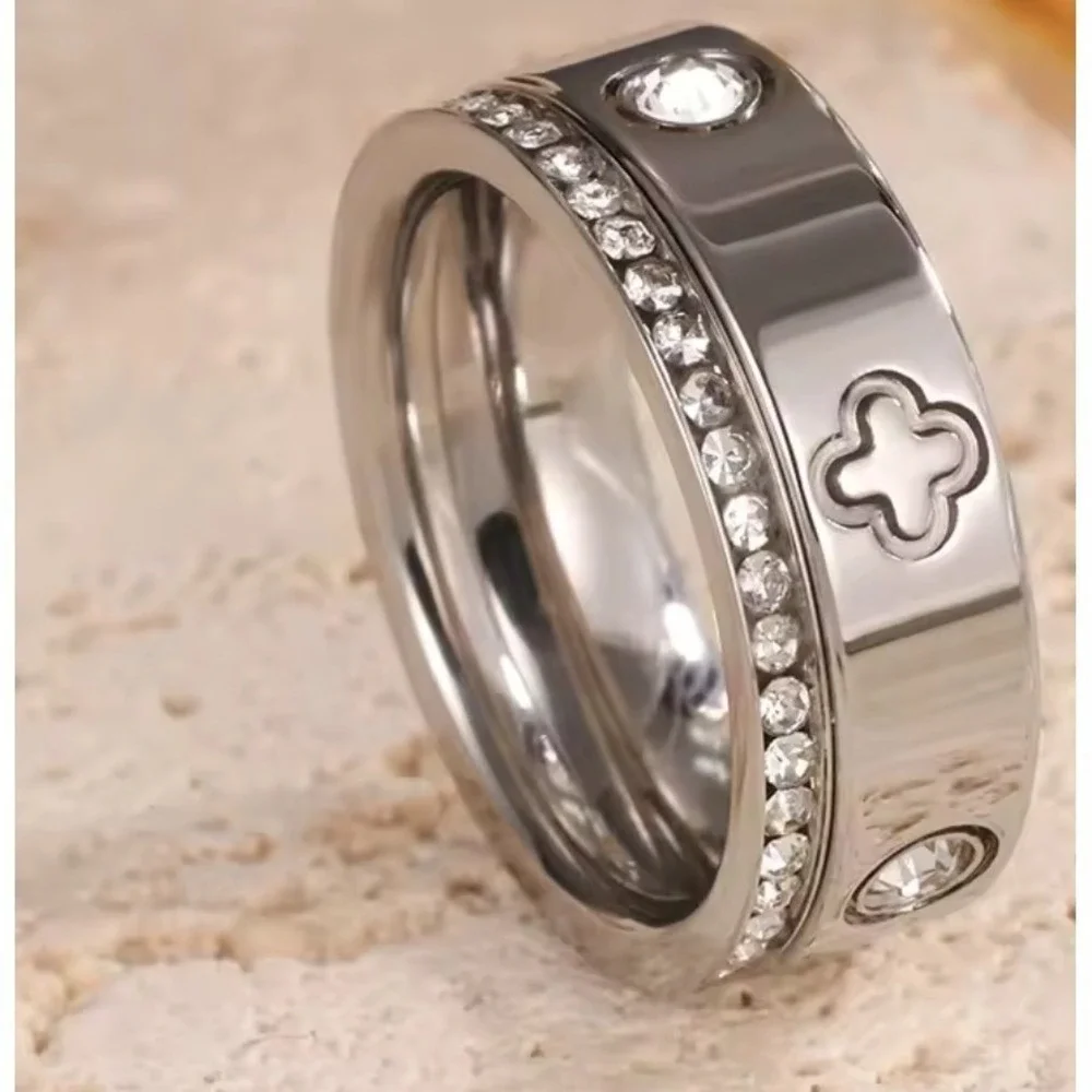 Boutique adorn your